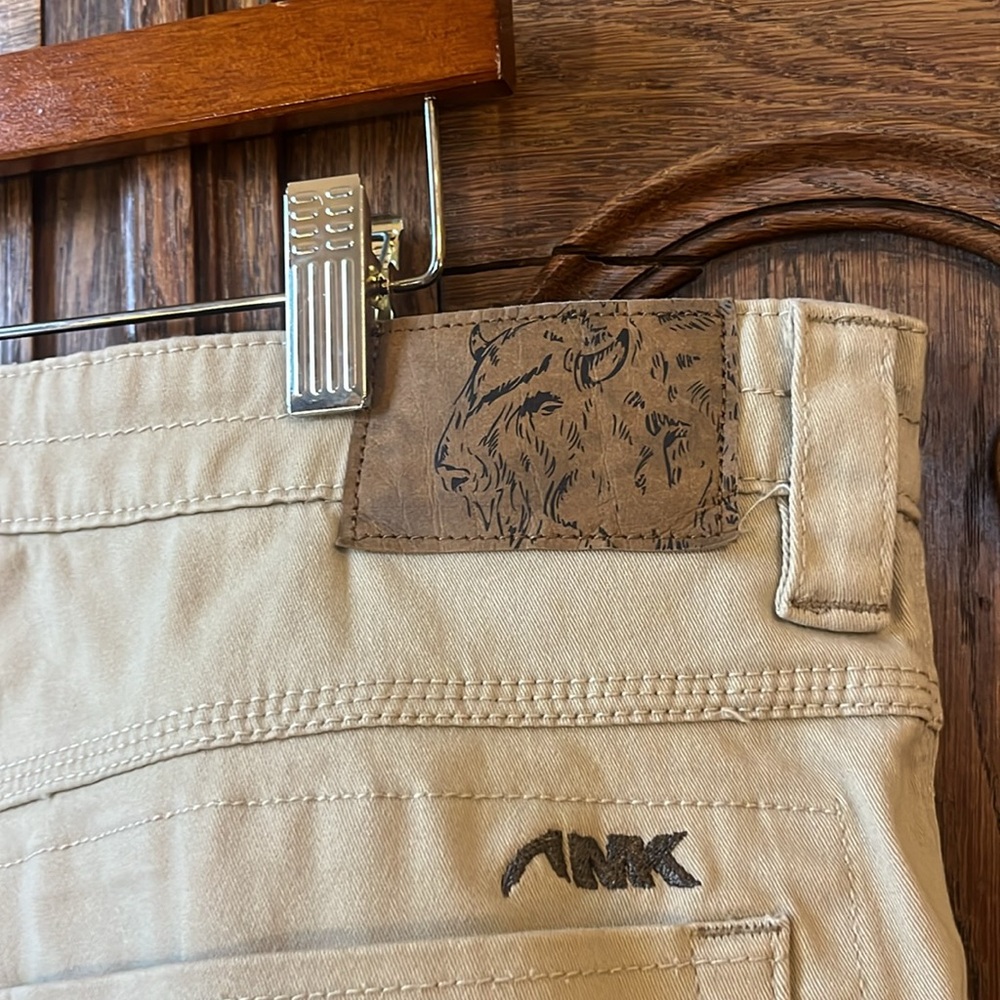 Mountain Khakis MEN'S CAMBER 105 PANT
CLASSIC FIT - Picture 8 of 13